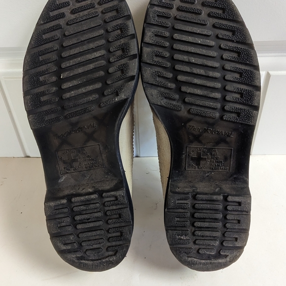 A gently worn pair of suede Dr Martens. - Picture 2 of 5